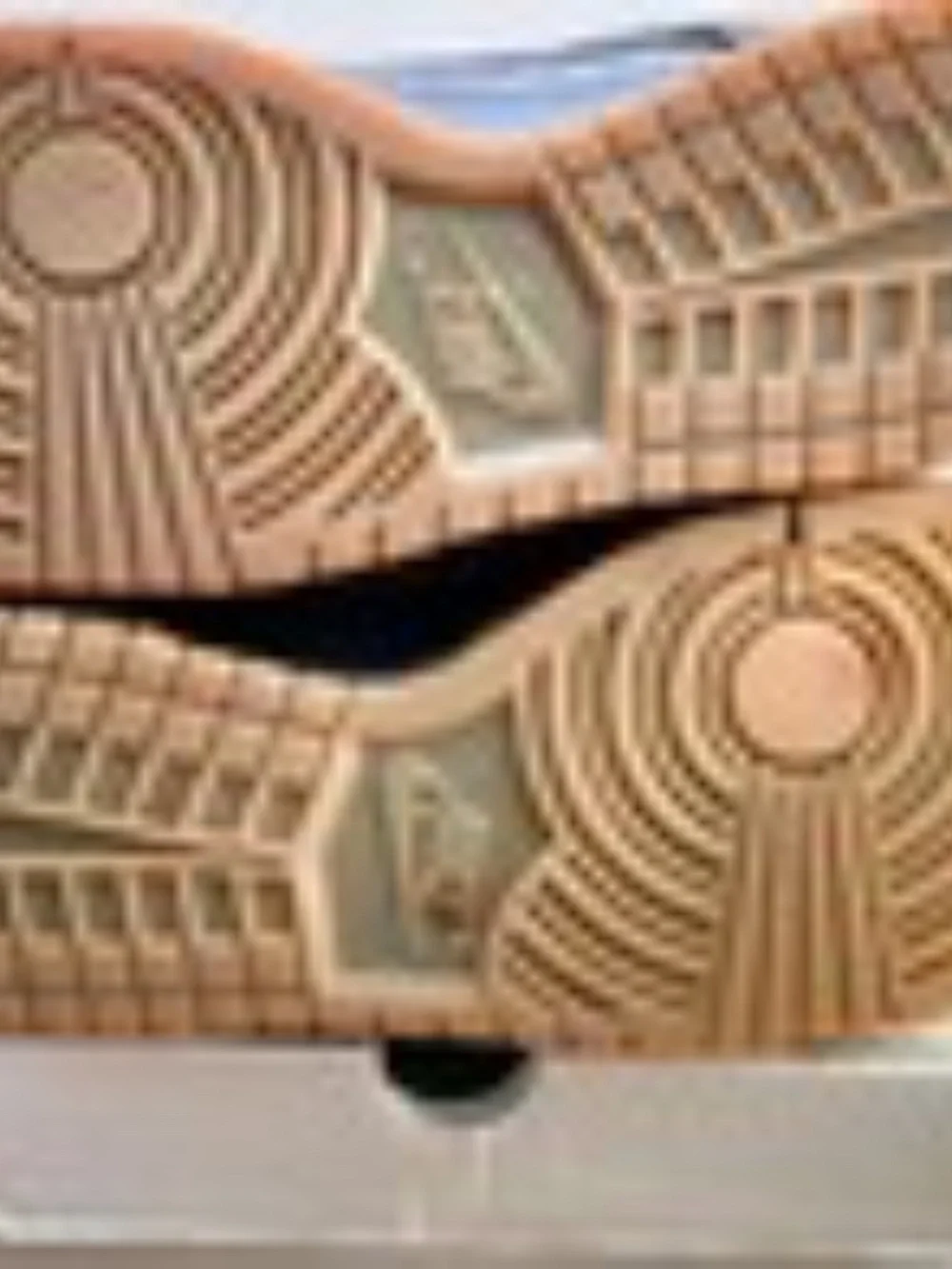 Nike SB Dunk Low Pro 'Ostrich'Vintage 2003 Silver Box- Size: 11